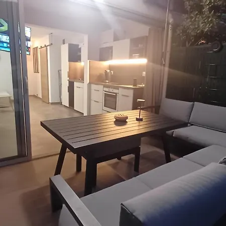 L'ecrin Du Sud 4p Elegant, Clim , Piscine, 50m Village Naturiste Agde